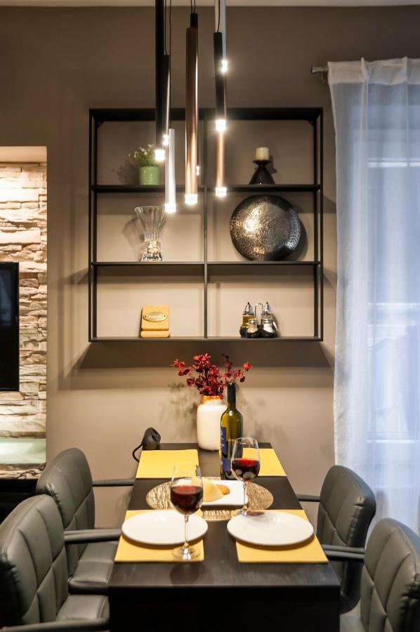 Bella Campagna - Luxury Two Bedroom Apartment Ровинь Экстерьер фото